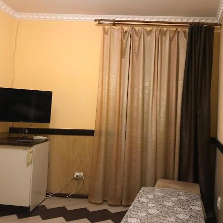 Львів Центр Міста Apartment In The Center Of Lviv Поруч Громадська Парковка Eksteriør billede